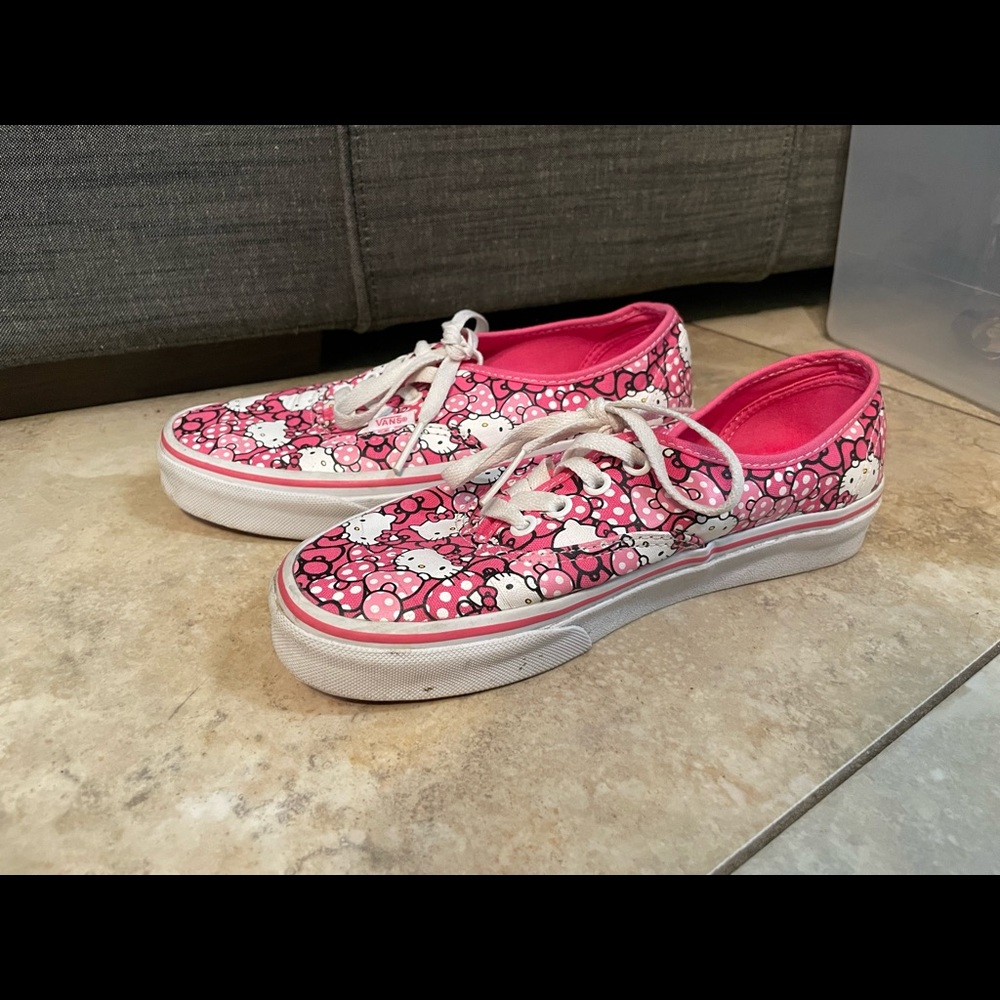 Hello Kitty Vans